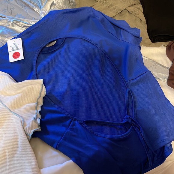 Shirt bundle - Picture 5 of 9